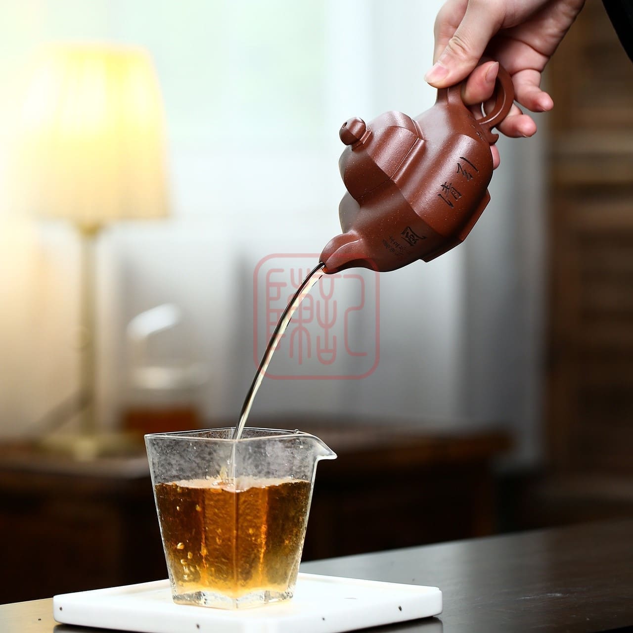 Ấm Tử Sa Lục Phương Hoa Dĩnh 230ml - Đất Đế Tào Thanh - Nghệ Nhân Châu Tân Nguyên | Trần Ký - Trà Chính Phẩm & Tử Sa Chuẩn Nghi Hưng Ấm Tử Sa Lục Phương Hoa Dĩnh 230ml - Đất Đế Tào Thanh - Nghệ Nhân Châu Tân Nguyên - Hình ảnh 5