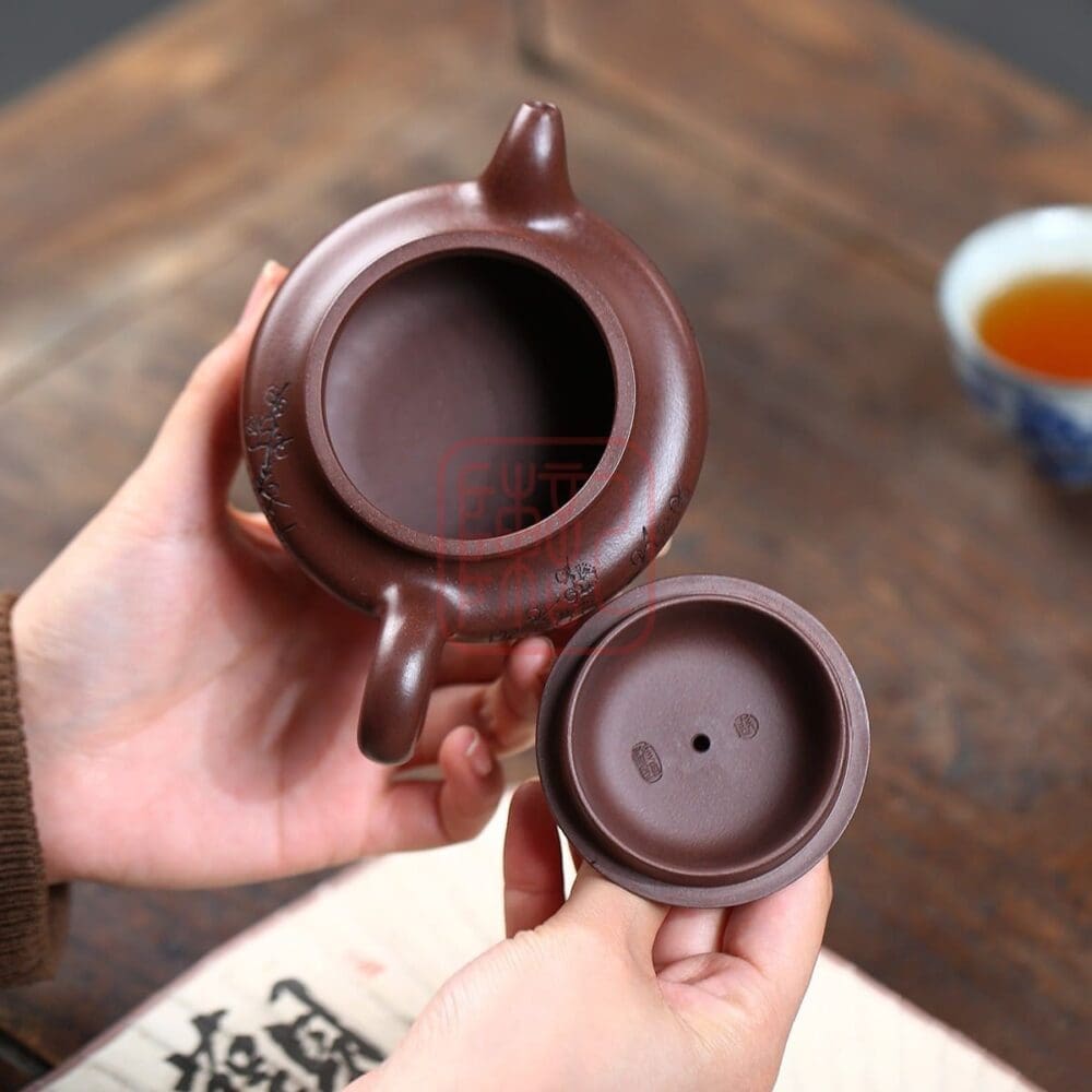 Ấm Tử Sa Truyền Hương 230ml - Đất Nguyên Khoáng Tử Nê - Nghệ Nhân Chu Hồng Minh | Trần Ký - Trà Chính Phẩm & Tử Sa Chuẩn Nghi Hưng Am Tu Sa Truyen Huong 230ml Dat Nguyen Khoang Tu Ne Nghe Nhan Chu Hong Minh 7