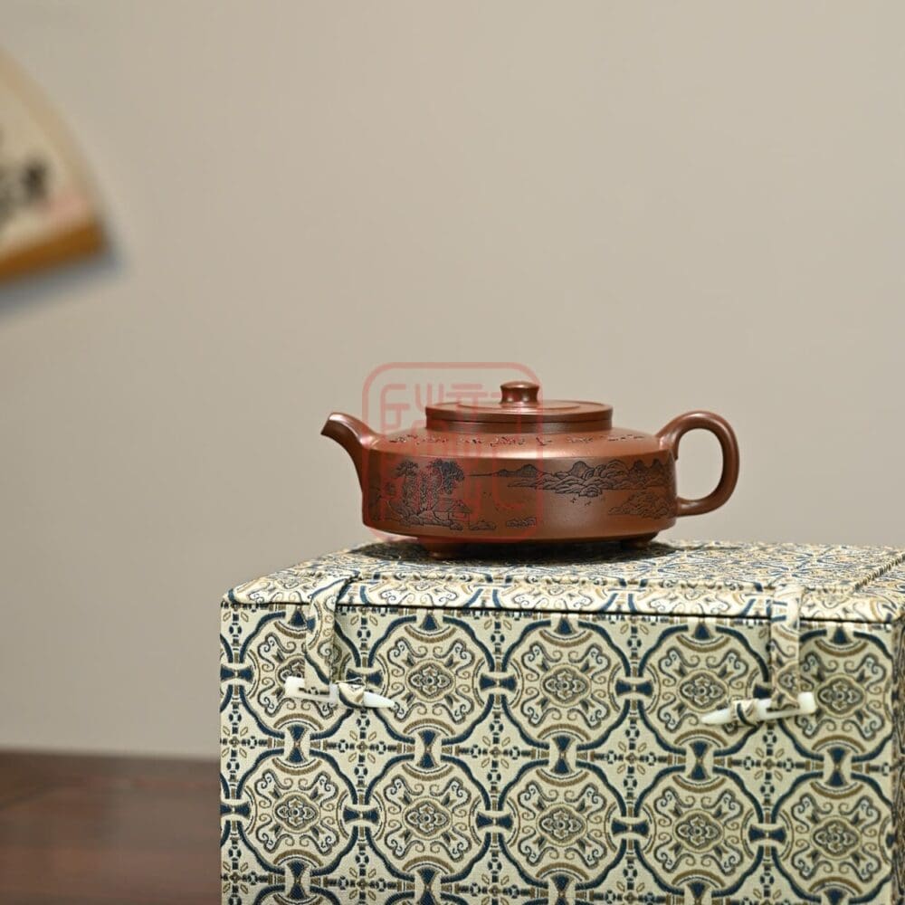 Ấm Tử Sa Tam Túc Chu Bàn 300ml - Đất Gia Tàng Tử Nê - Nghệ Nhân Tưởng Lê Binh