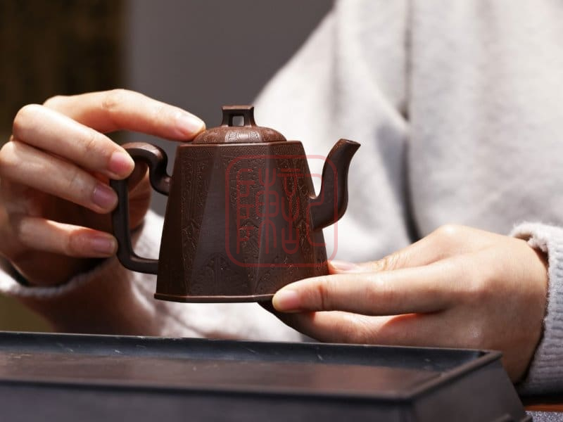 Am tu sa Nghi Hung lich su 500 nam